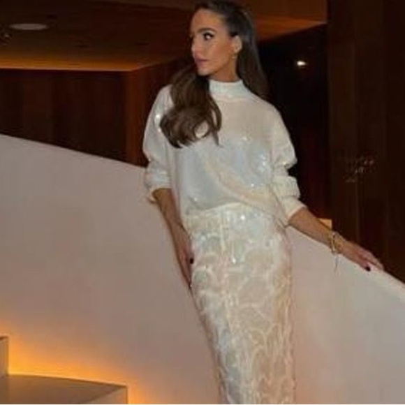 NWT ZARA SEQUINED KNIT SWEATER - Picture 9 of 9